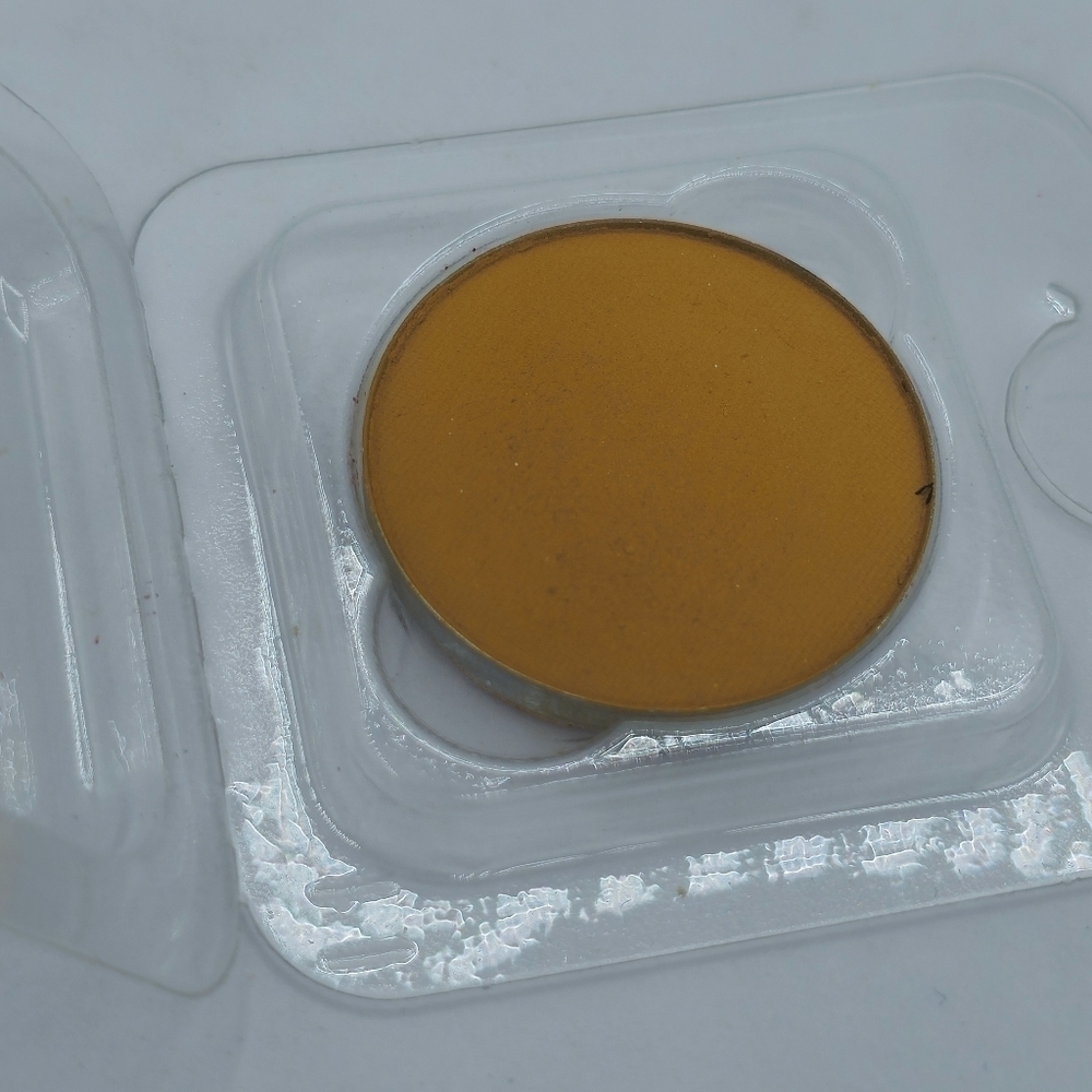 Colourpop Paper Tiger Pressed Powder Shadow - Picture 3 of 4